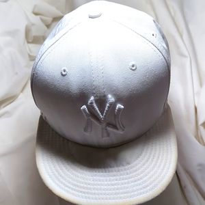 New York Yankees New Era Cap Sz 7 5/7